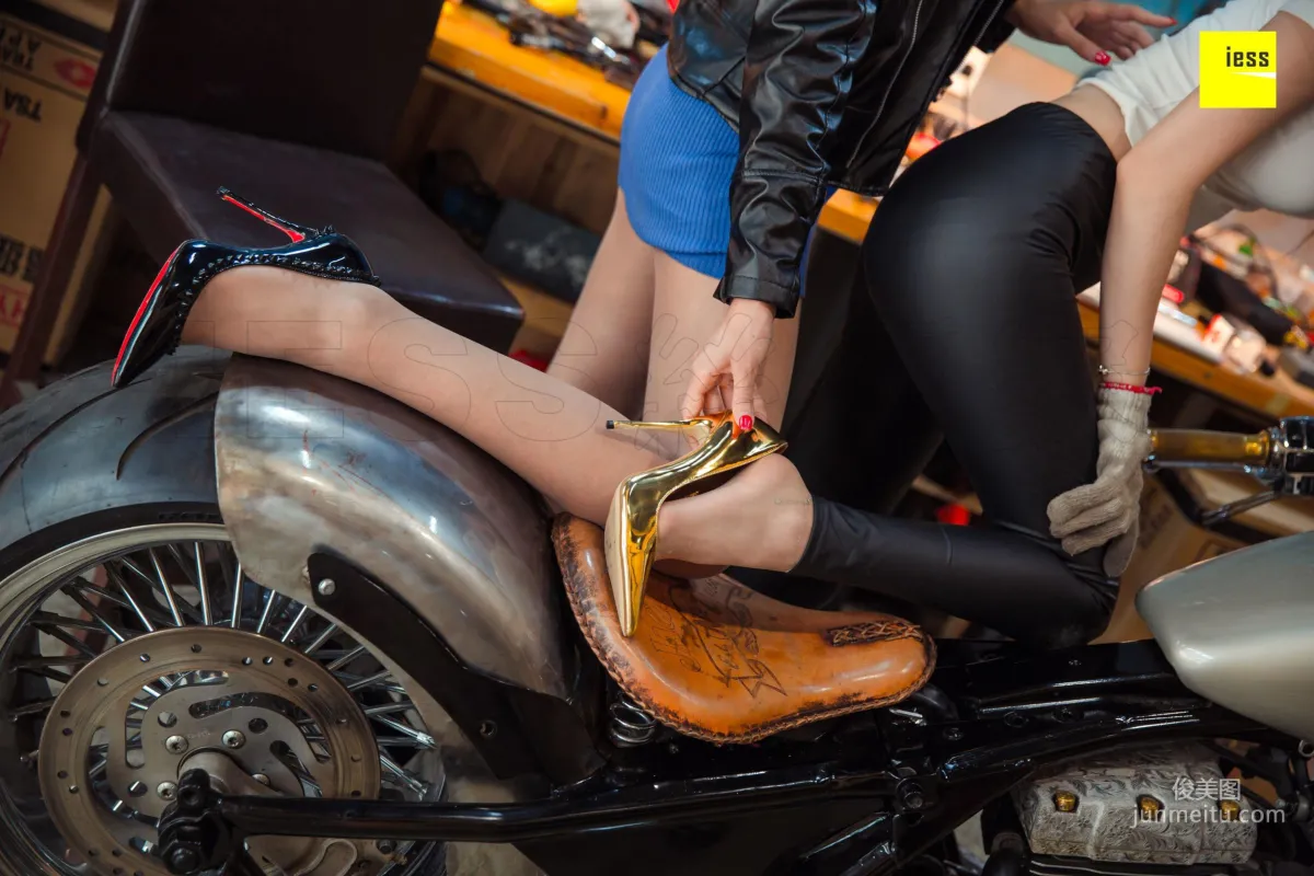 DJ Jiajia Classic Motorcycle Love [IESS] Devil Wednesday Special Issue 22 Photo Set photo 37