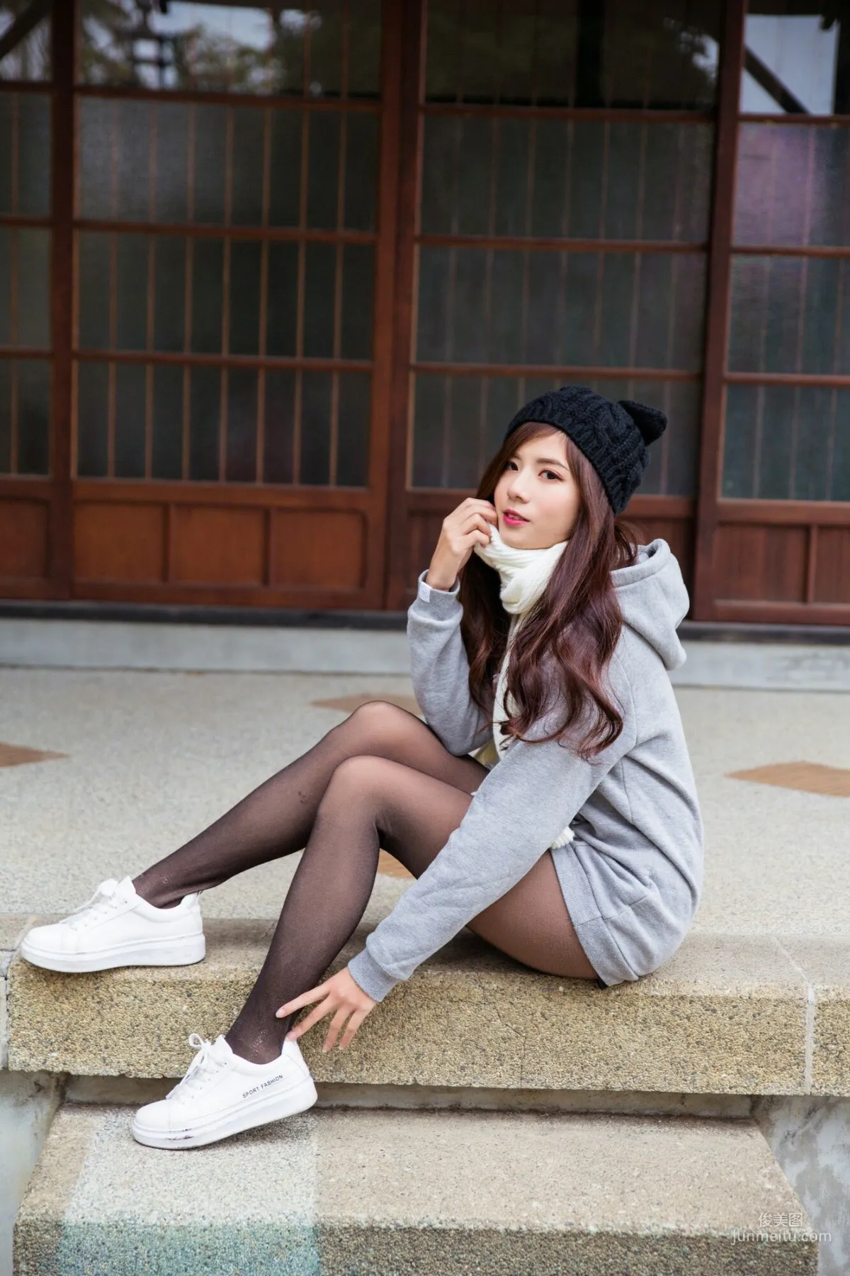 [Taiwan Beauties] Chubby Fang - 3 Outfits Black Stockings Street Snap Photo Set photo 58