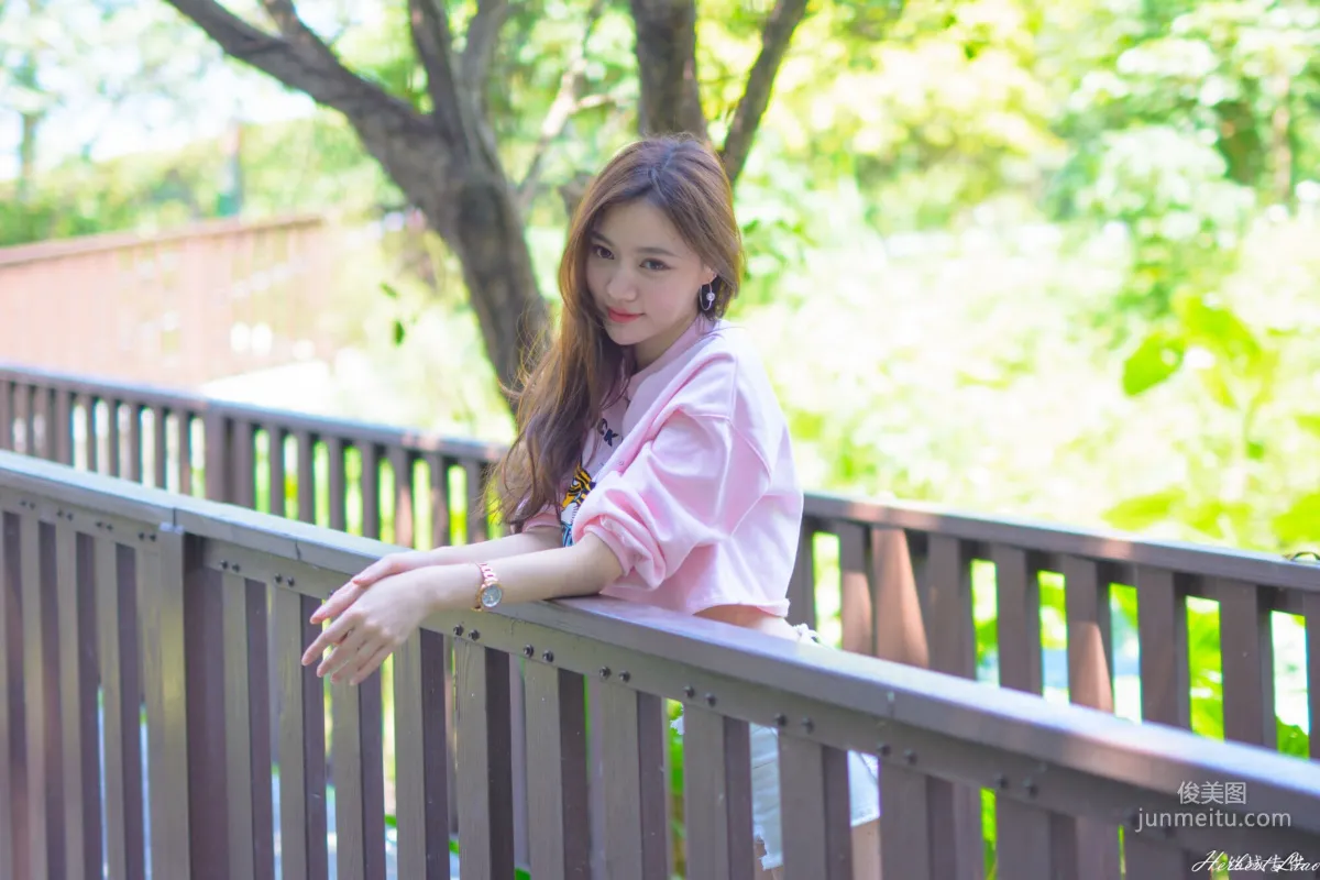 [Taiwan Goddess] Su Xiaoli "Flower Expo Xinsheng Park Hot Pants Sportswear" Photo Set photo 8
