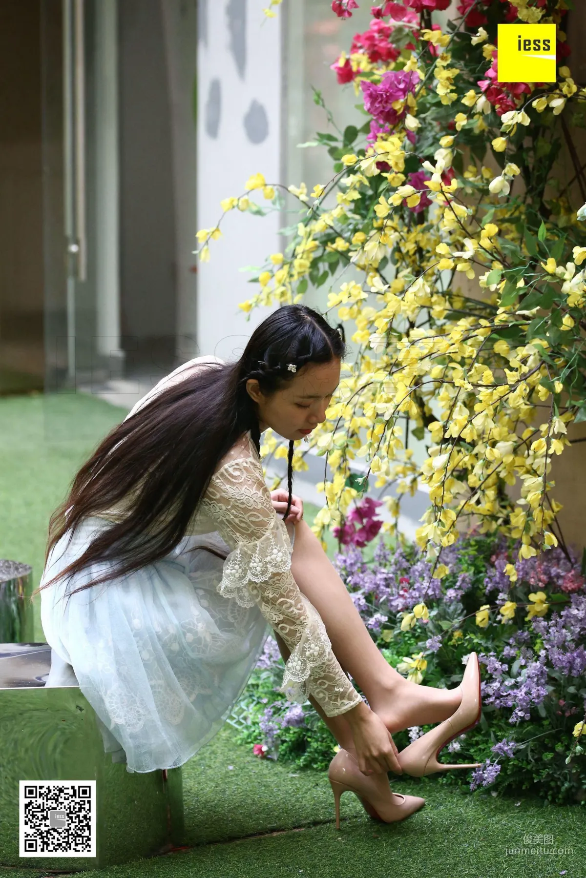 Mu Mu, Lace Flower Girl in Sheer Stockings [IESS] Silk Enjoyer 233 Photo Set photo 5