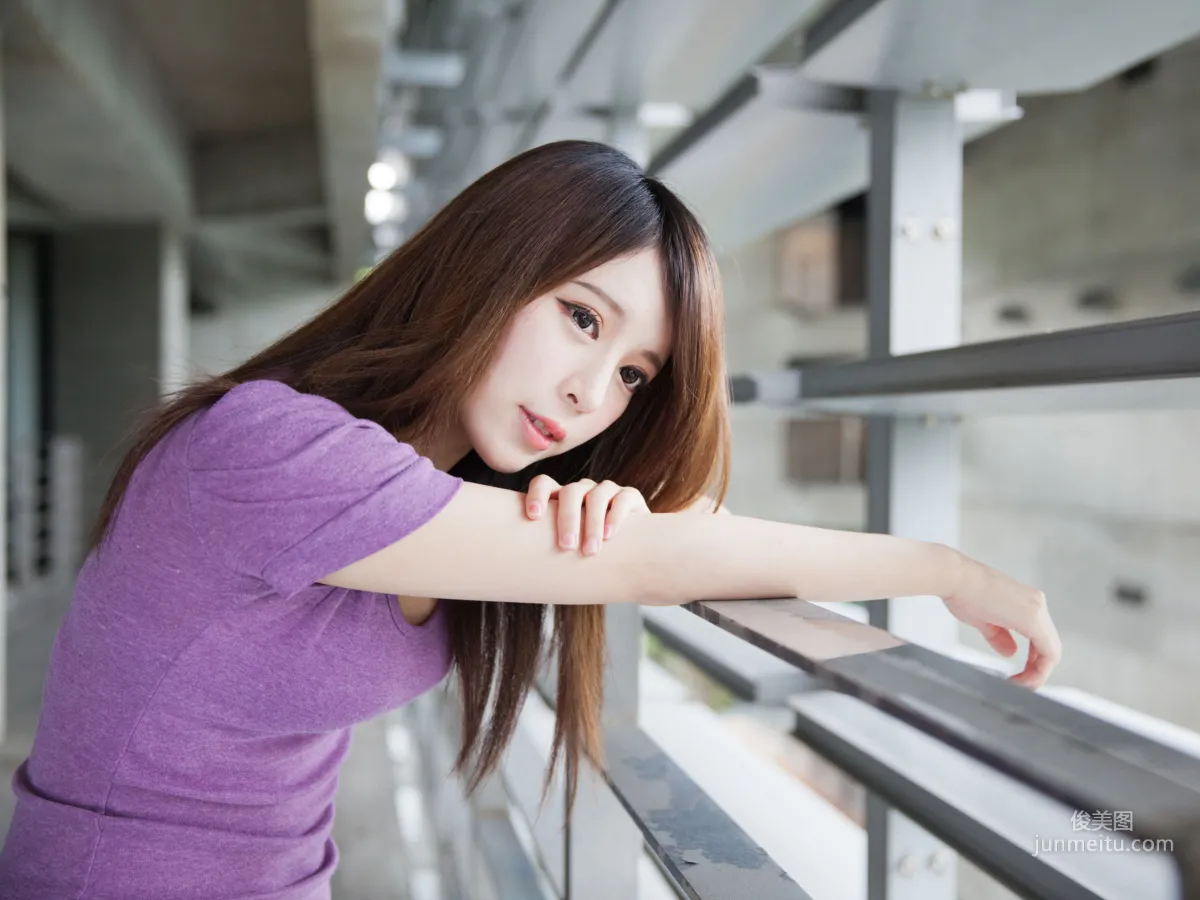 [台灣女神] 張齊郡《2013-JuLie玉美人!》 寫真集 3