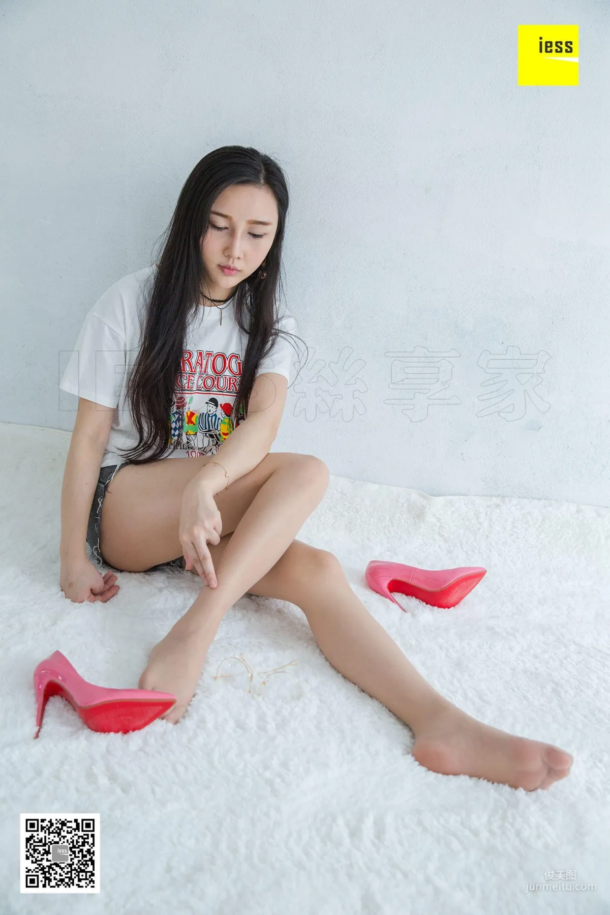 Wen Xin "Tasty Peach-Colored High Heels" [IESS] Silk Enjoyer 219 Photo Set photo 87