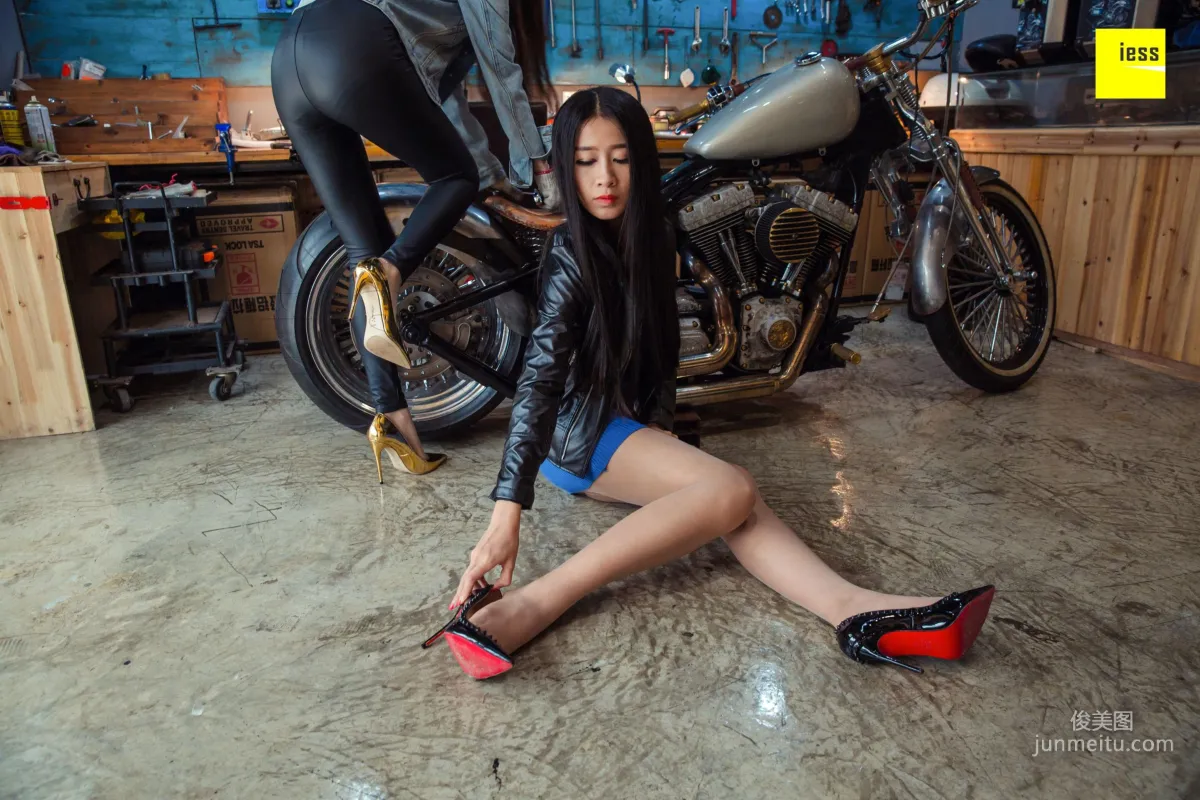 DJ and Jiajia, Collector's Edition Motorcycle Love [IESS] Devil Wednesday Special Issue 21 Photo Set photo 60
