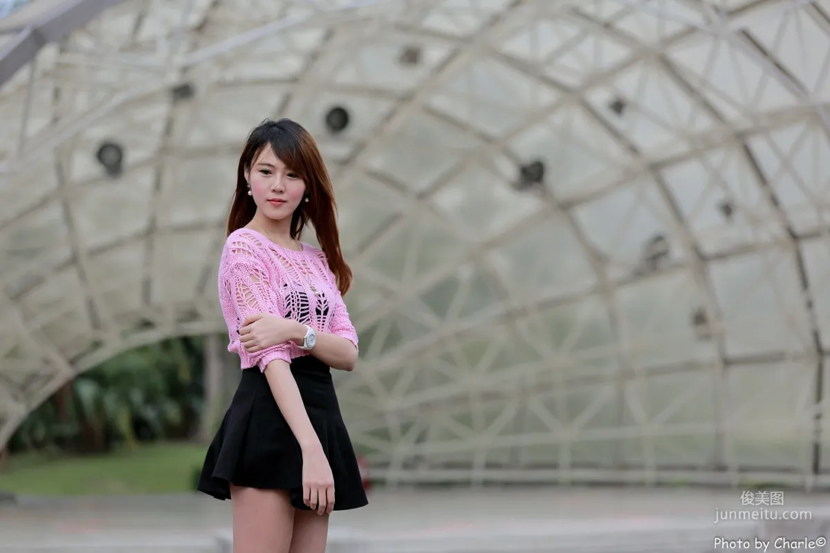 [Taiwan Beauties] Ai Lin, Shilin Residence Outdoor Shoot (Three Outfits Total) Photo Set photo 6