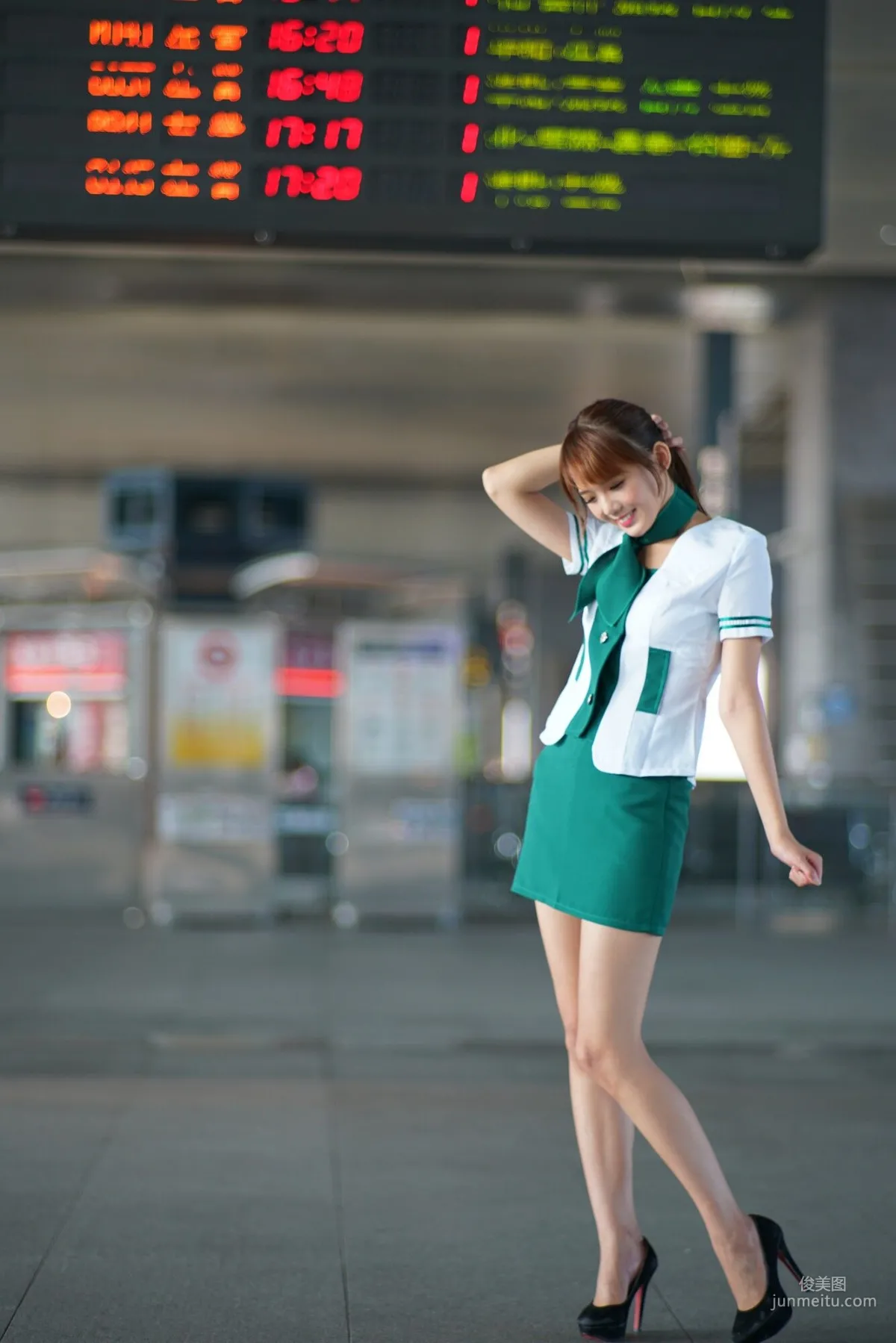 [Taiwan Beauties] Su Yuyuan Wuri High Speed Rail - Flight Attendant Uniform Photo Set photo 122