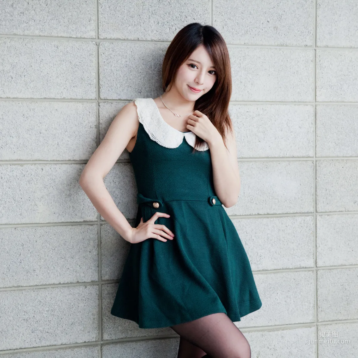 [台灣女神] 張齊郡《2013-JuLie玉美人!》 寫真集 37