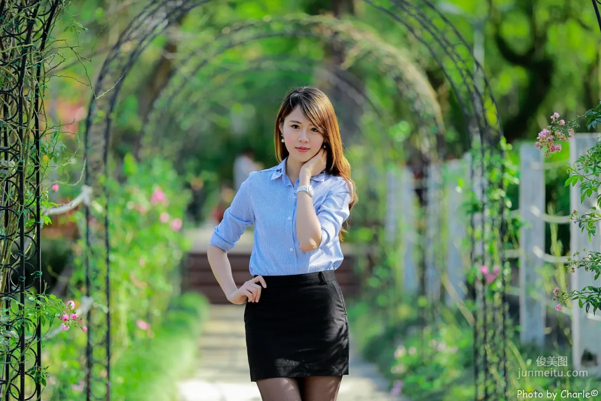 [Taiwan Beauties] Ai Lin, Shilin Residence Outdoor Shoot (Three Outfits Total) Photo Set photo 33