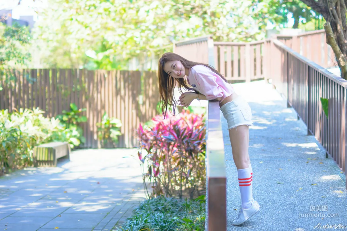 [Taiwan Goddess] Su Xiaoli "Flower Expo Xinsheng Park Hot Pants Sportswear" Photo Set photo 1