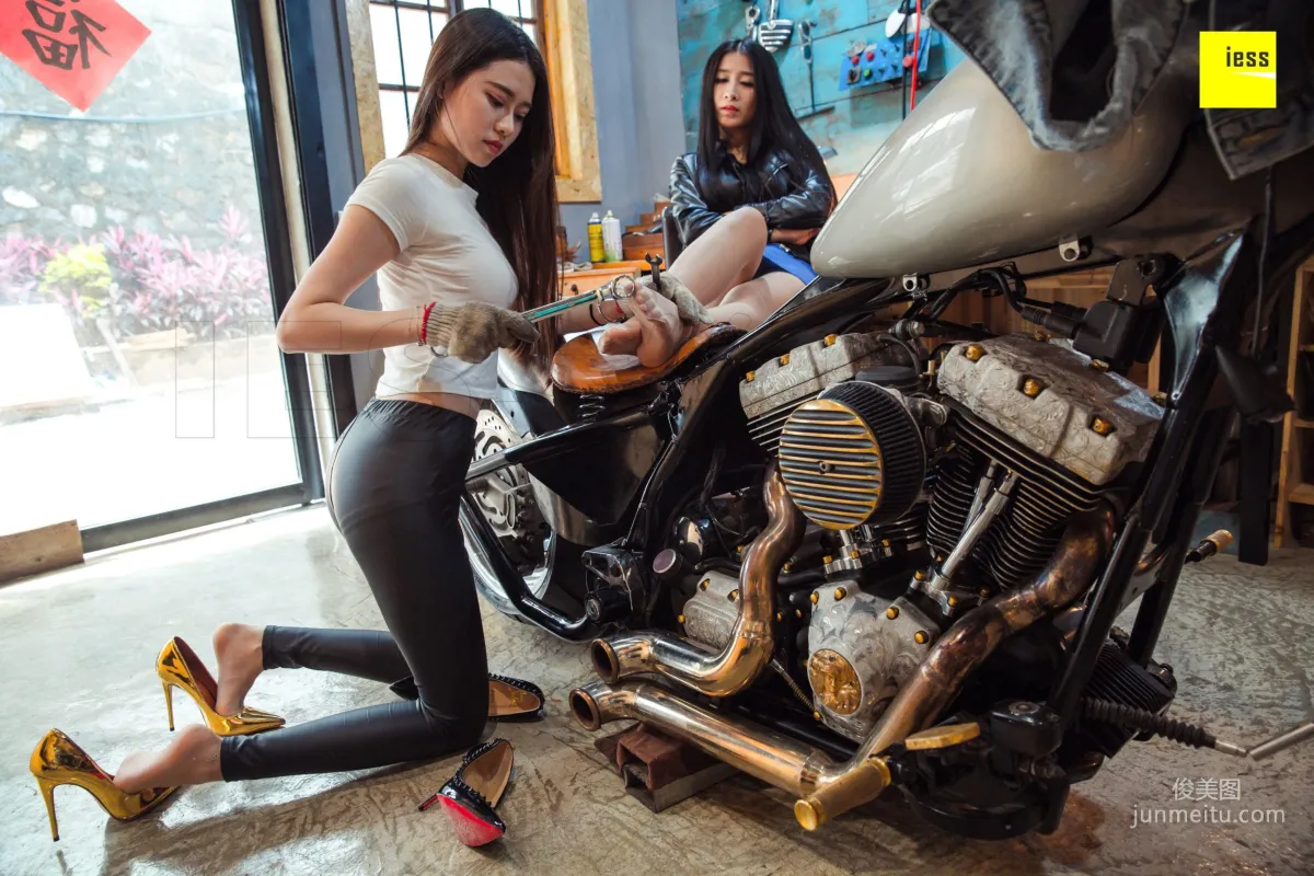 DJ Jiajia Classic Motorcycle Love [IESS] Devil Wednesday Special Issue 22 Photo Set photo 4