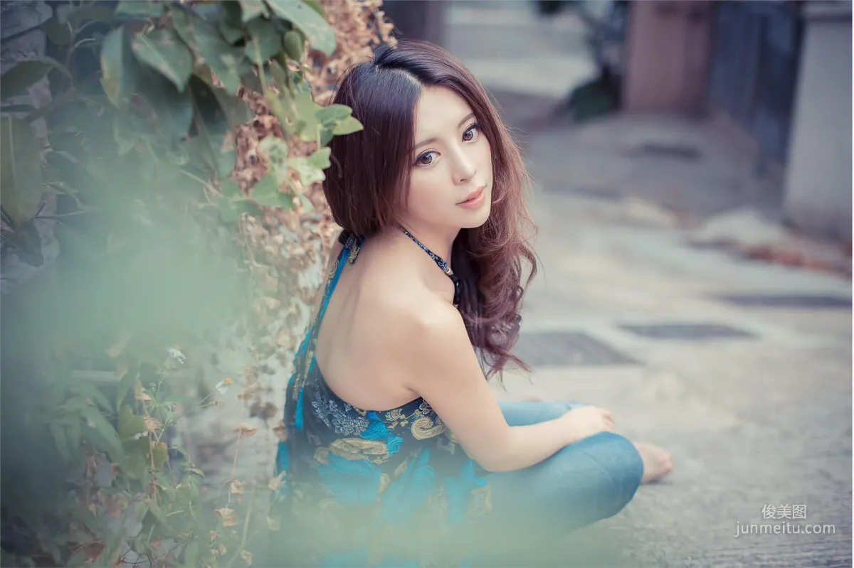 [台灣正妹] 大眼正妹張齊郡《炫彩外拍》寫真集 52