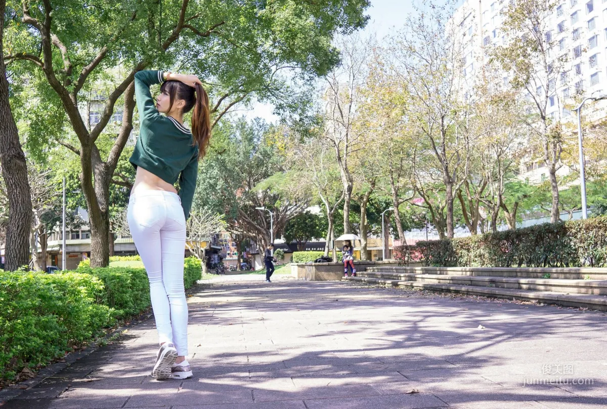[Taiwan Beauty] Cai Yixin Candice, Xinyi District + East District + Huashan Creative Park + Zhongshan District Outdoor Shoot, Photo Set photo 24