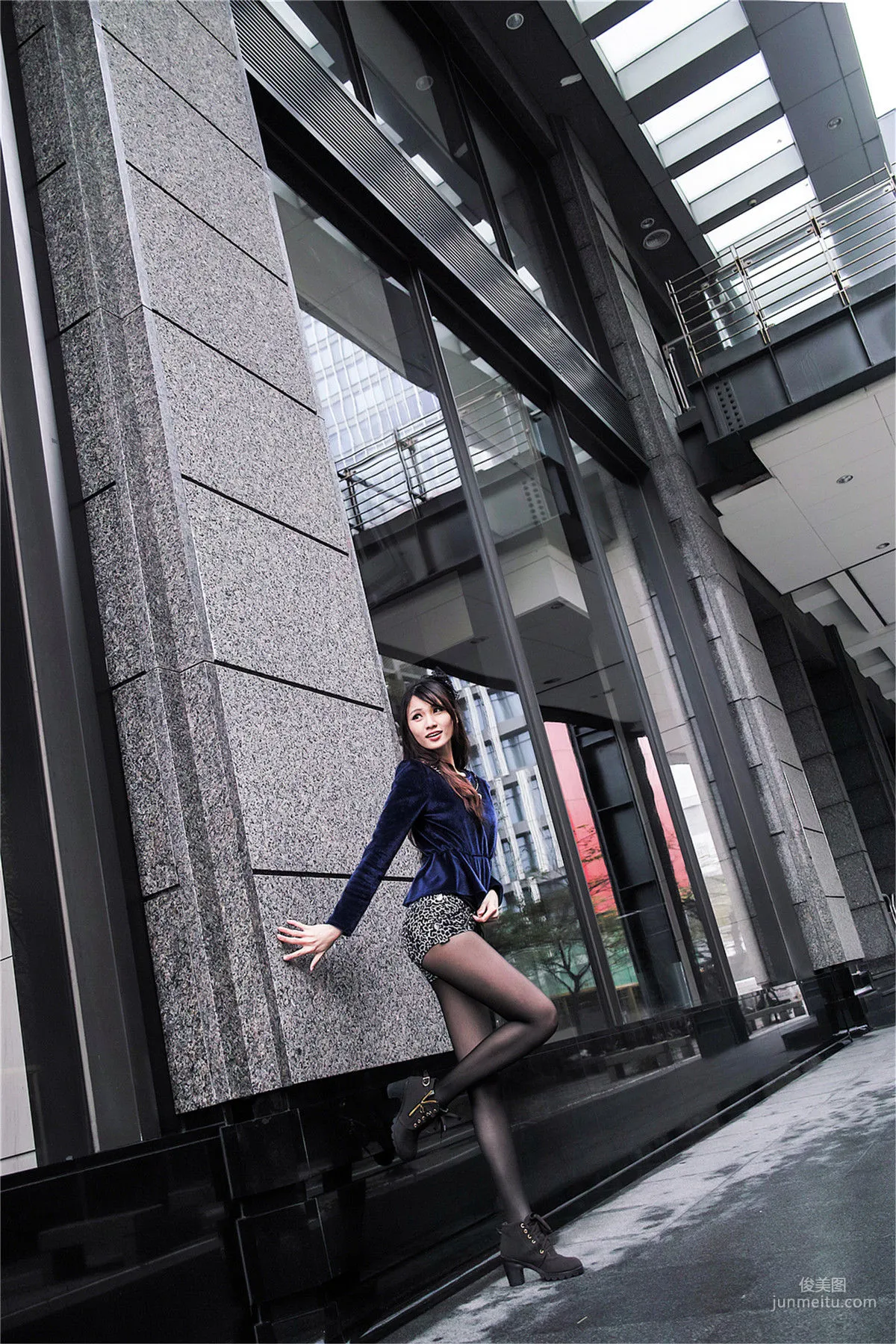[Taiwan Beauty] Cai Yixin Candice, Xinyi District + East District + Huashan Creative Park + Zhongshan District Outdoor Shoot, Photo Set photo 9