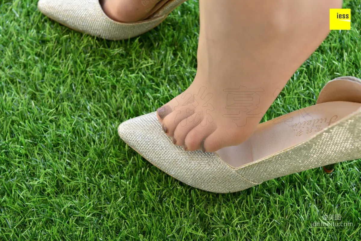 Qi Qi "Sexy Side-Cutout Silver High Heels" [IESS] Silk Enjoyer 241 Photo Set photo 35