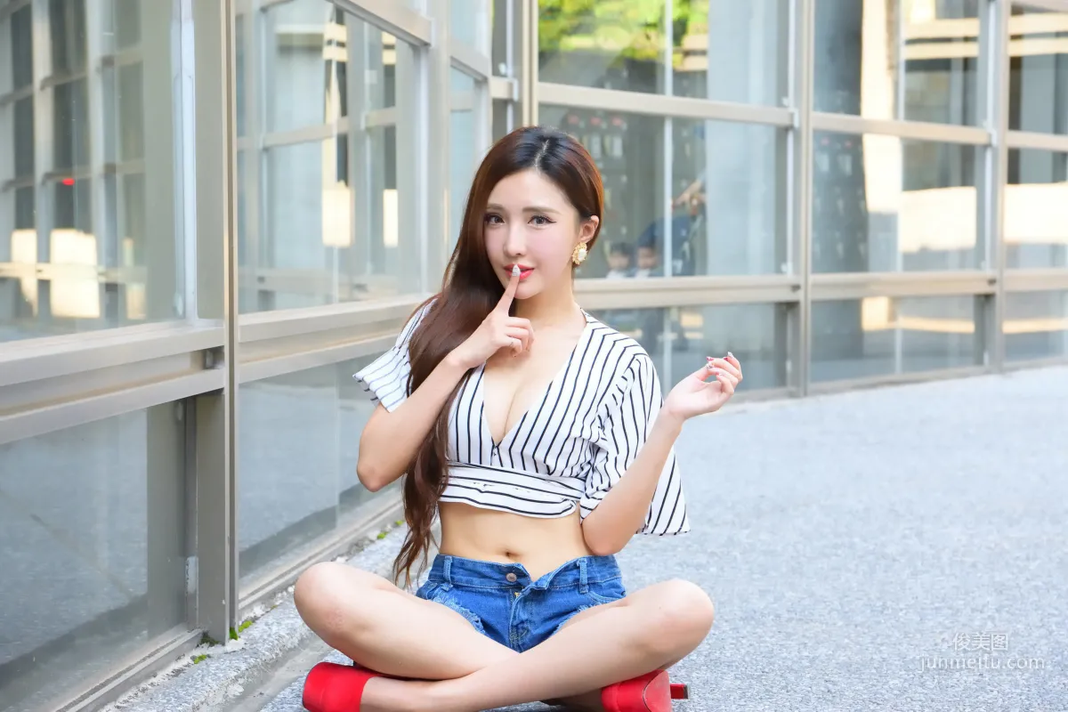 [Taiwan Beauties] Zhao Yun Syuan, Mature Long-Legged Beauty Street Snap Photo Set photo 7