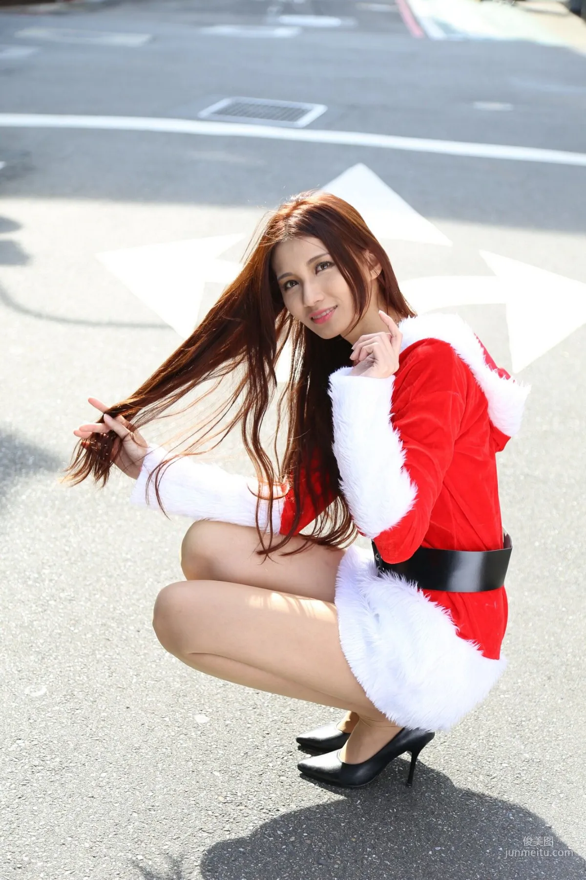 [台灣正妹] 蔡譯心Candice《長腿聖誕女郎街拍》 寫真集 61