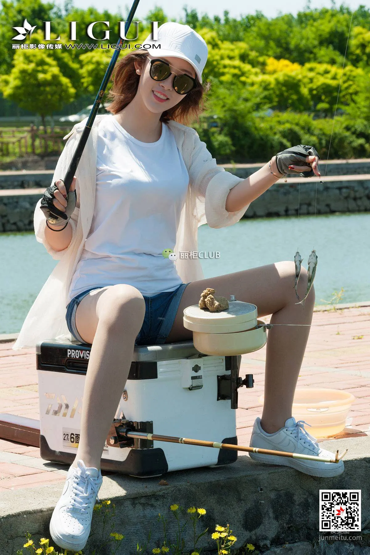 Leg Models Xiao Xiao and Ran Ran, Fishing Line Silk Feet [Ligui] Beautiful Legs and Jade Feet Photo Set photo 34