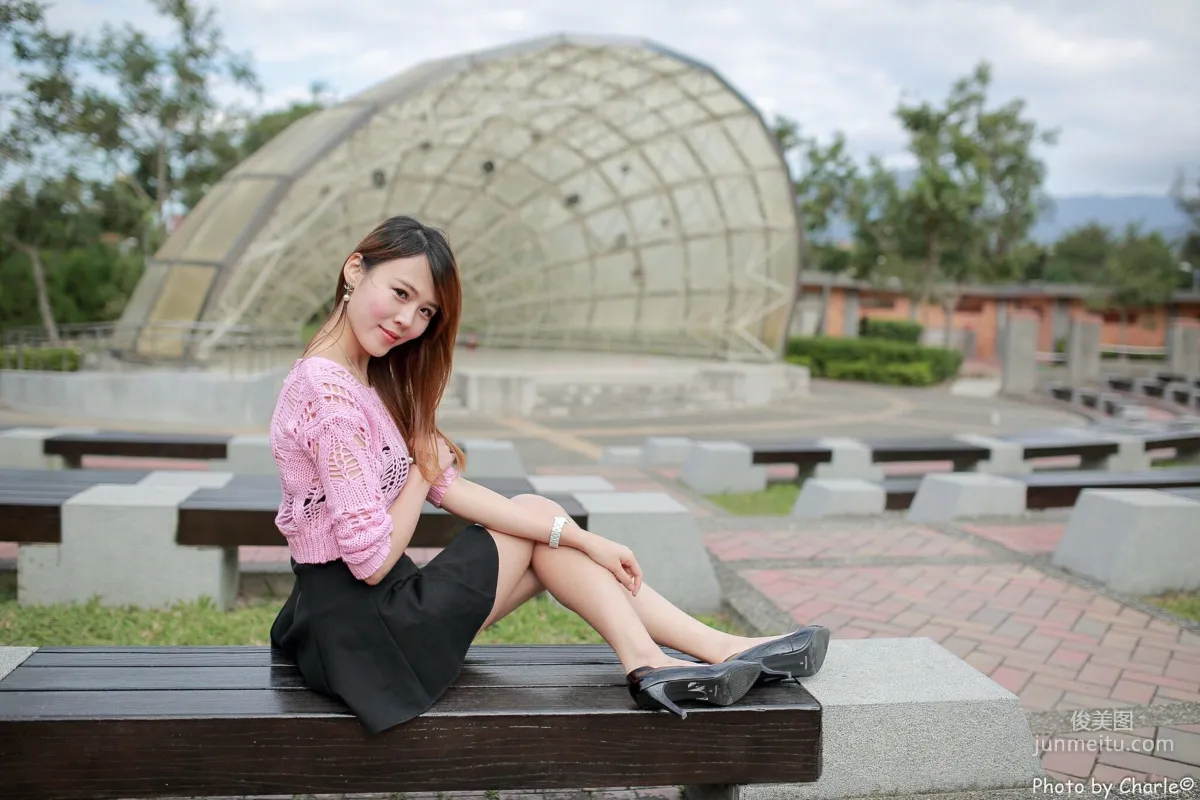 [Taiwan Beauties] Ai Lin, Shilin Residence Outdoor Shoot (Three Outfits Total) Photo Set photo 10