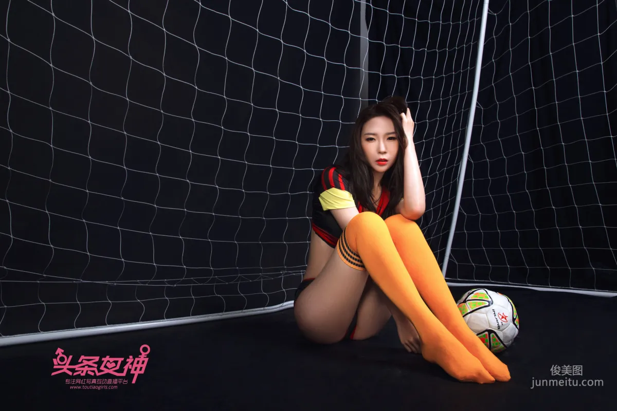 Meng Xinyue "World Cup Theme, Hot Girl" [TouTiao Goddess] Photo Set photo 18