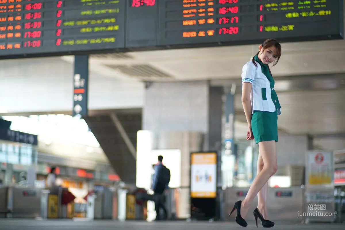 [Taiwan Beauties] Su Yuyuan Wuri High Speed Rail - Flight Attendant Uniform Photo Set photo 70