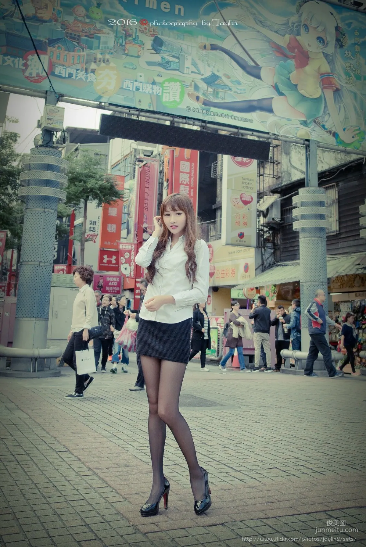 [Taiwan Beauties] Qiqi, Outdoor Shoot Three Outfits Photo Set photo 32
