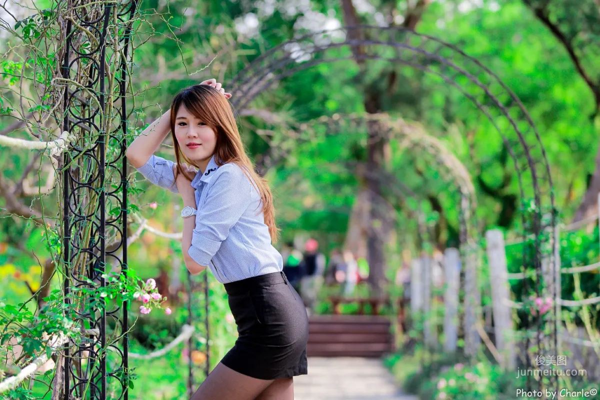 [Taiwan Beauties] Ai Lin, Shilin Residence Outdoor Shoot (Three Outfits Total) Photo Set photo 39
