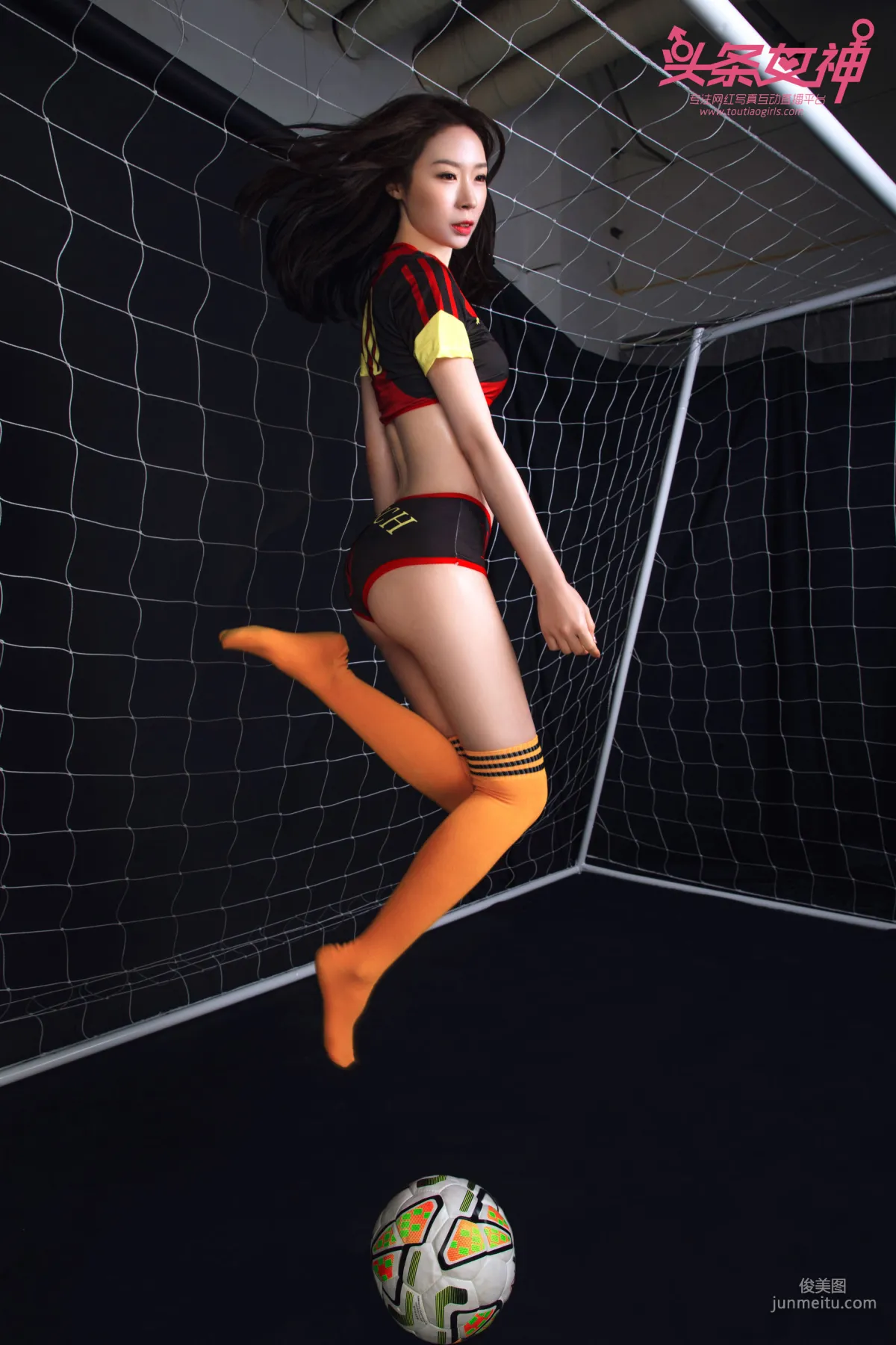 Meng Xinyue "World Cup Theme, Hot Girl" [TouTiao Goddess] Photo Set photo 26