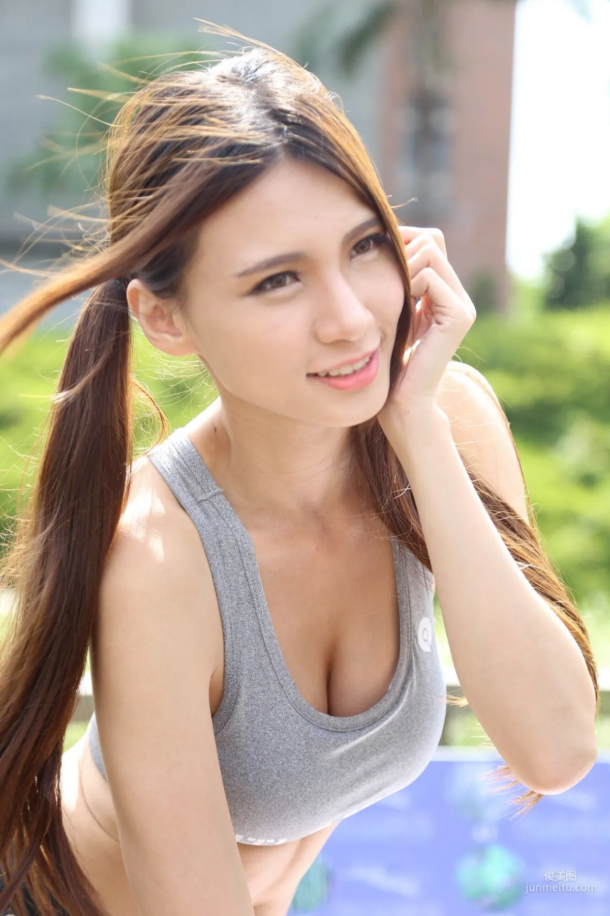 [Taiwan Beauties] Cai Yixin, Sports Uniform Outdoor Shoot (Hot Pants and Sheer Stockings) Photo Set photo 10