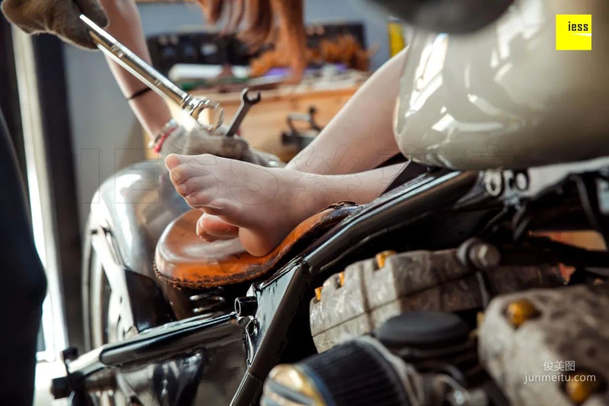 DJ Jiajia Classic Motorcycle Love [IESS] Devil Wednesday Special Issue 22 Photo Set photo 78