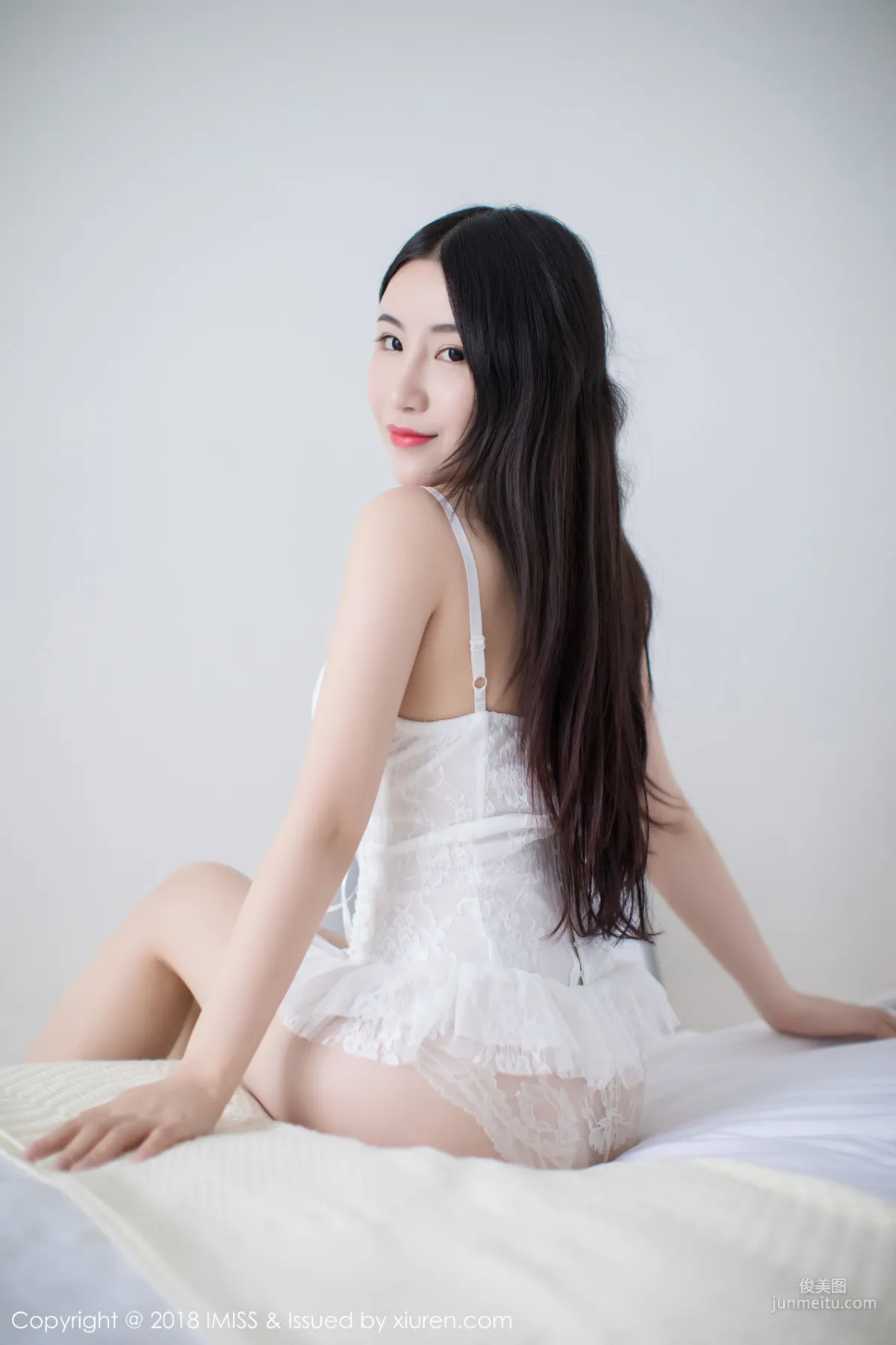 Fei Yueying Cherry/Xie Zhixin Stockings and Beautiful Legs Photo [IMISS] Vol.236 Photo Set photo 10
