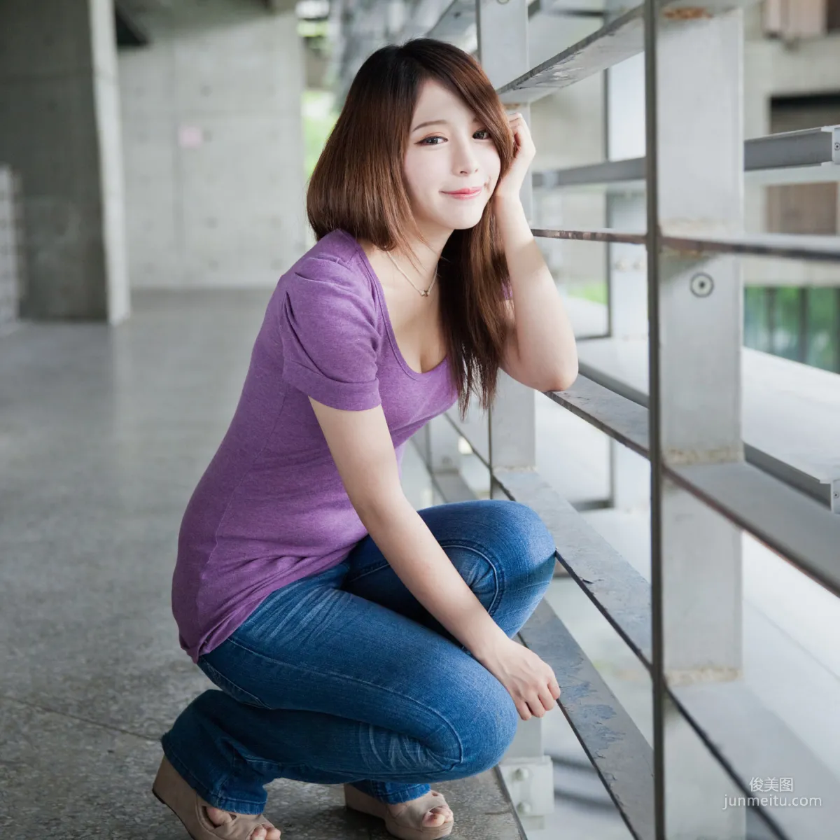 [台灣女神] 張齊郡《2013-JuLie玉美人!》 寫真集 10