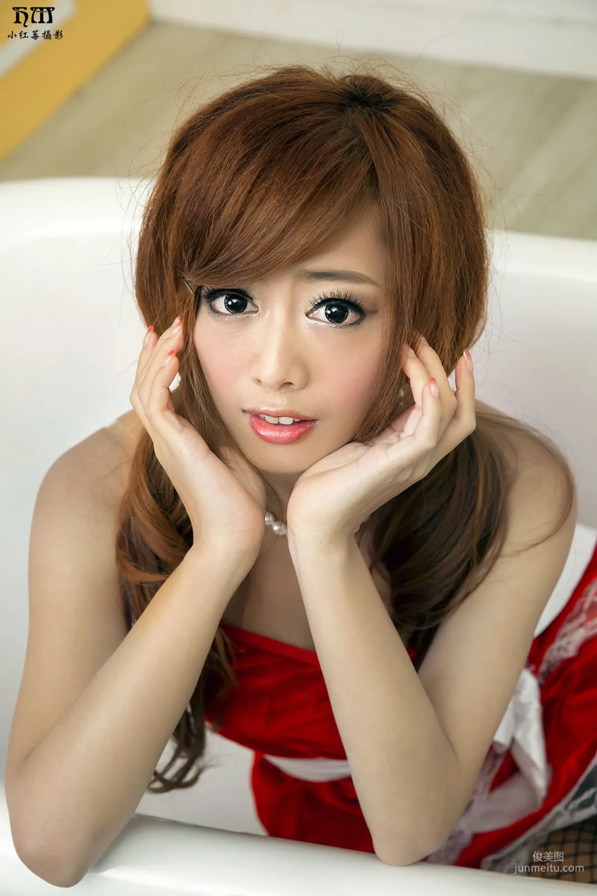[Taiwan Beauties] Guo Ying, Xiao Xi, Xuan Xuan "Christmas Studio Shoot" Photo Set photo 3