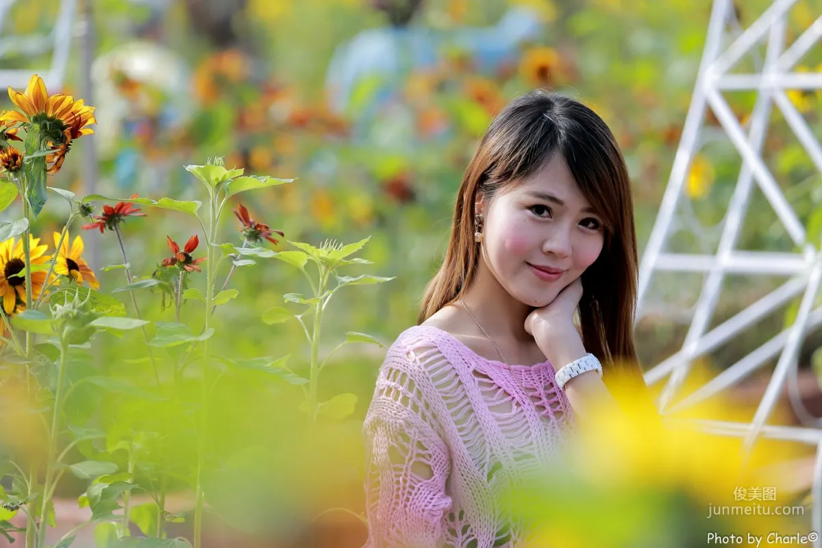 [Taiwan Beauties] Ai Lin, Shilin Residence Outdoor Shoot (Three Outfits Total) Photo Set photo 25