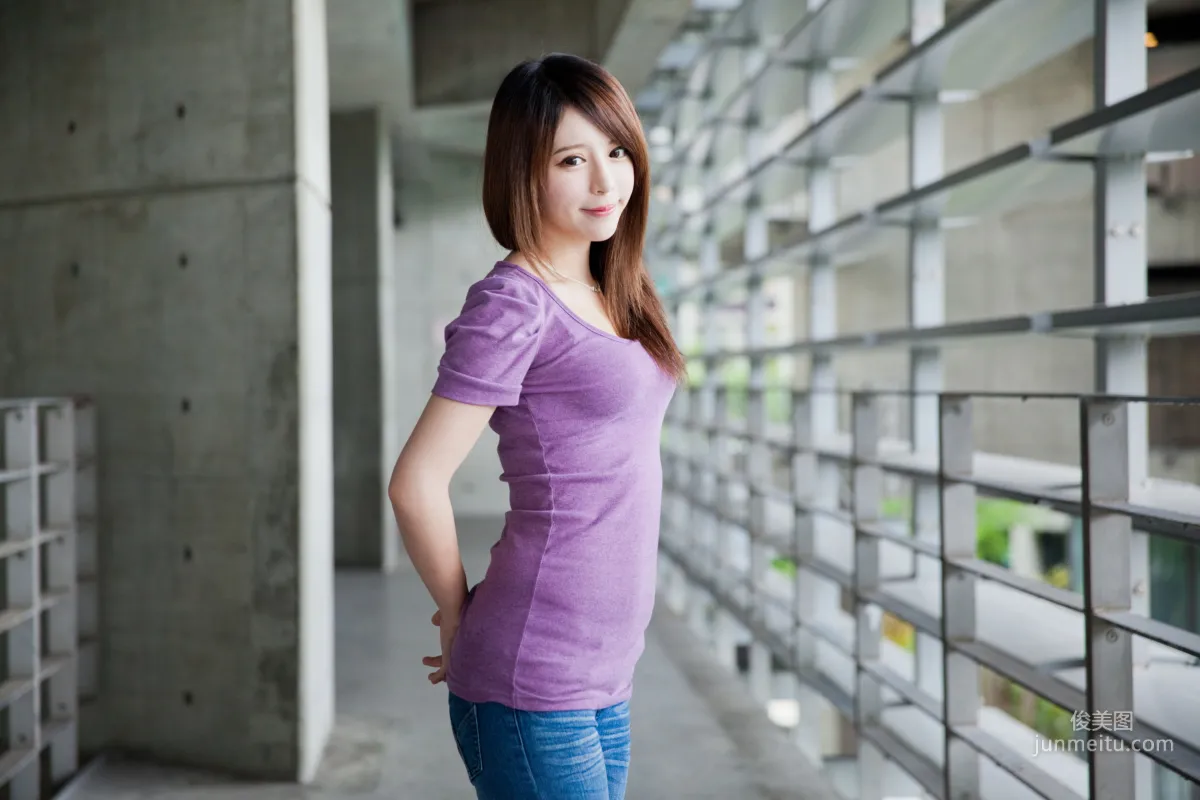 [台灣女神] 張齊郡《2013-JuLie玉美人!》 寫真集 9