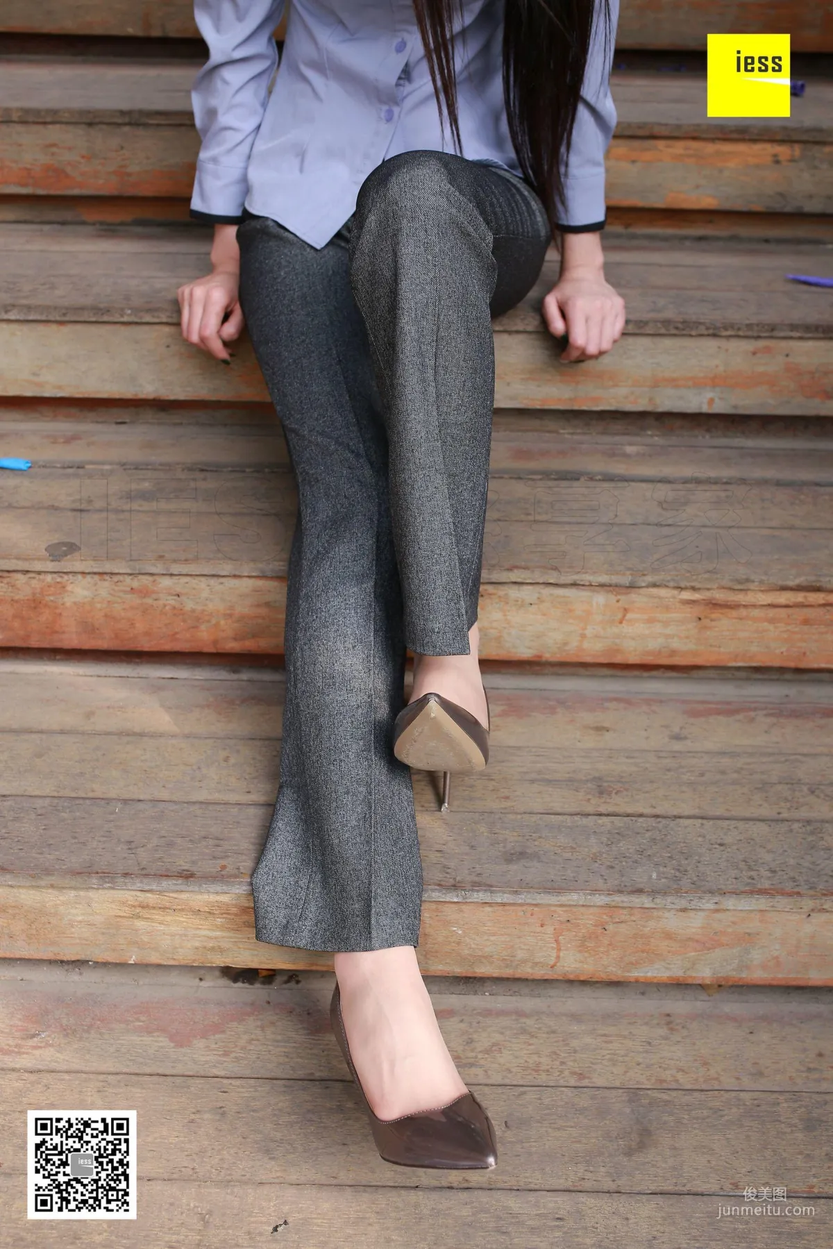 Shuang Shuang, Mature Woman Short Stockings and Suit Pants [IESS] Silk Enjoyer 231 Photo Set photo 71
