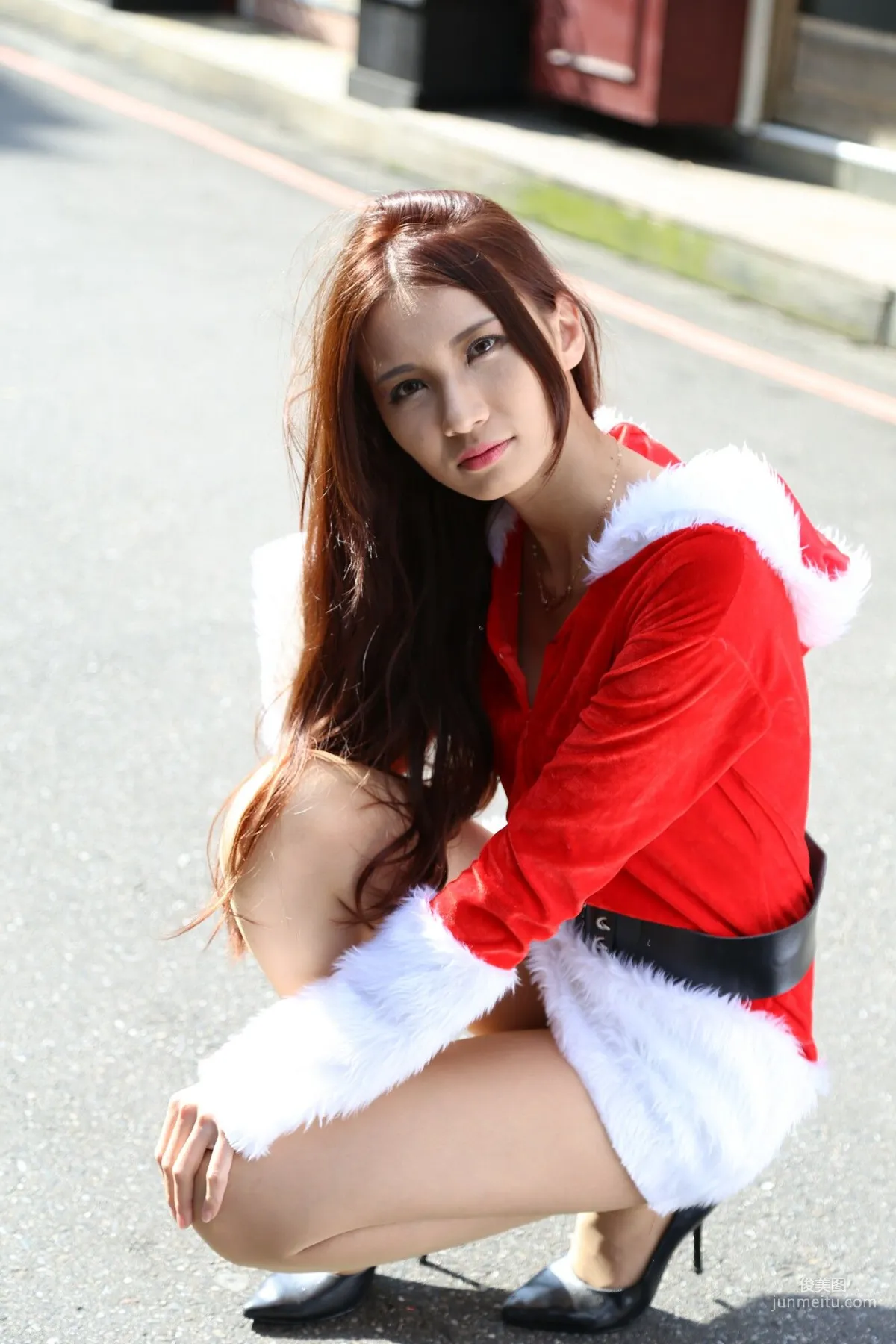 [台灣正妹] 蔡譯心Candice《長腿聖誕女郎街拍》 寫真集 63