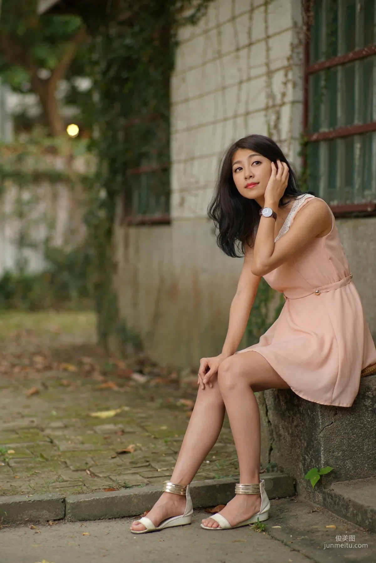 [Taiwan Beauties] Jian Jiaying (Xiao Zi), Guangfu New Village, Dress and Flight Attendant Outfit Photo Set photo 13