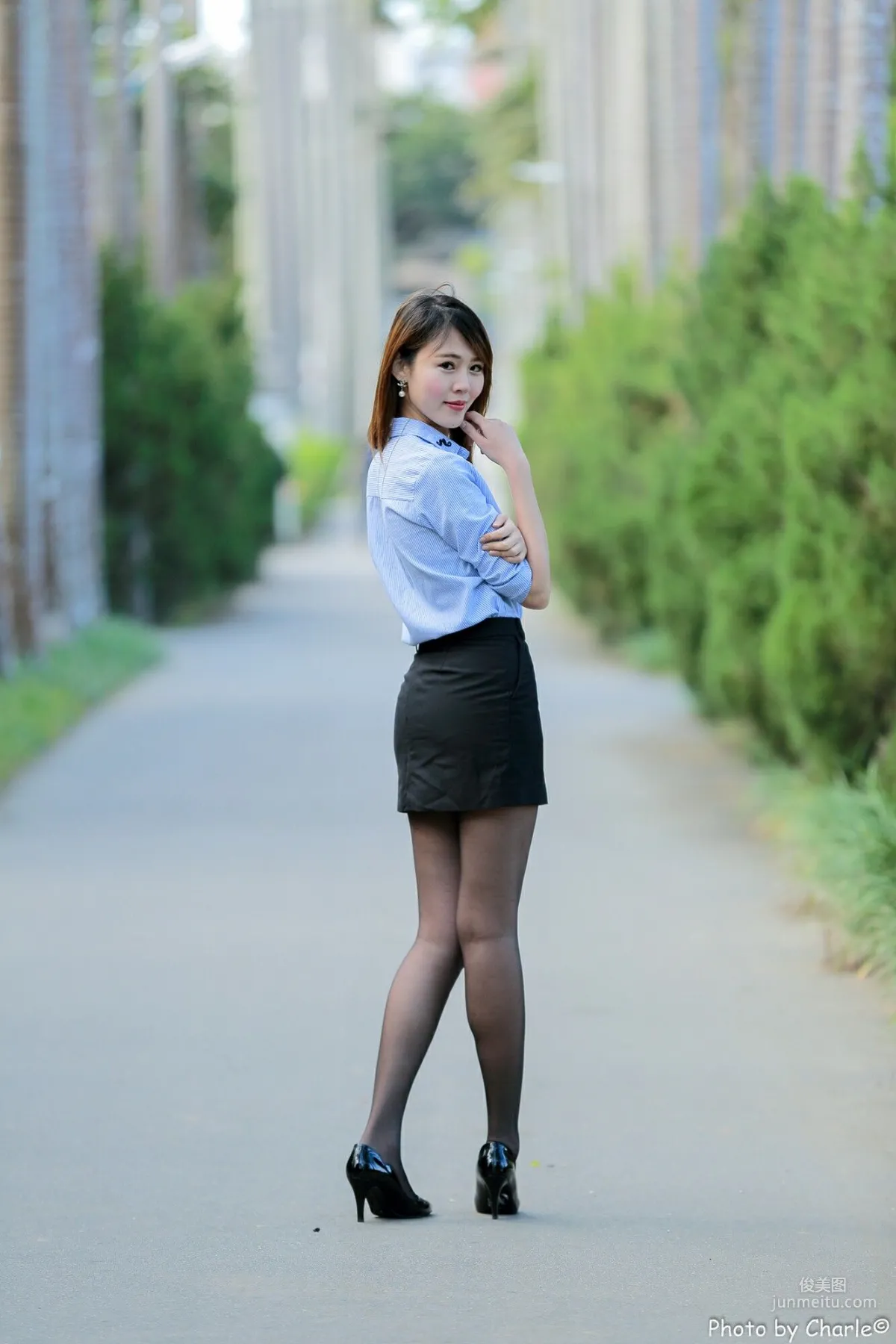 [Taiwan Beauties] Ai Lin, Shilin Residence Outdoor Shoot (Three Outfits Total) Photo Set photo 44