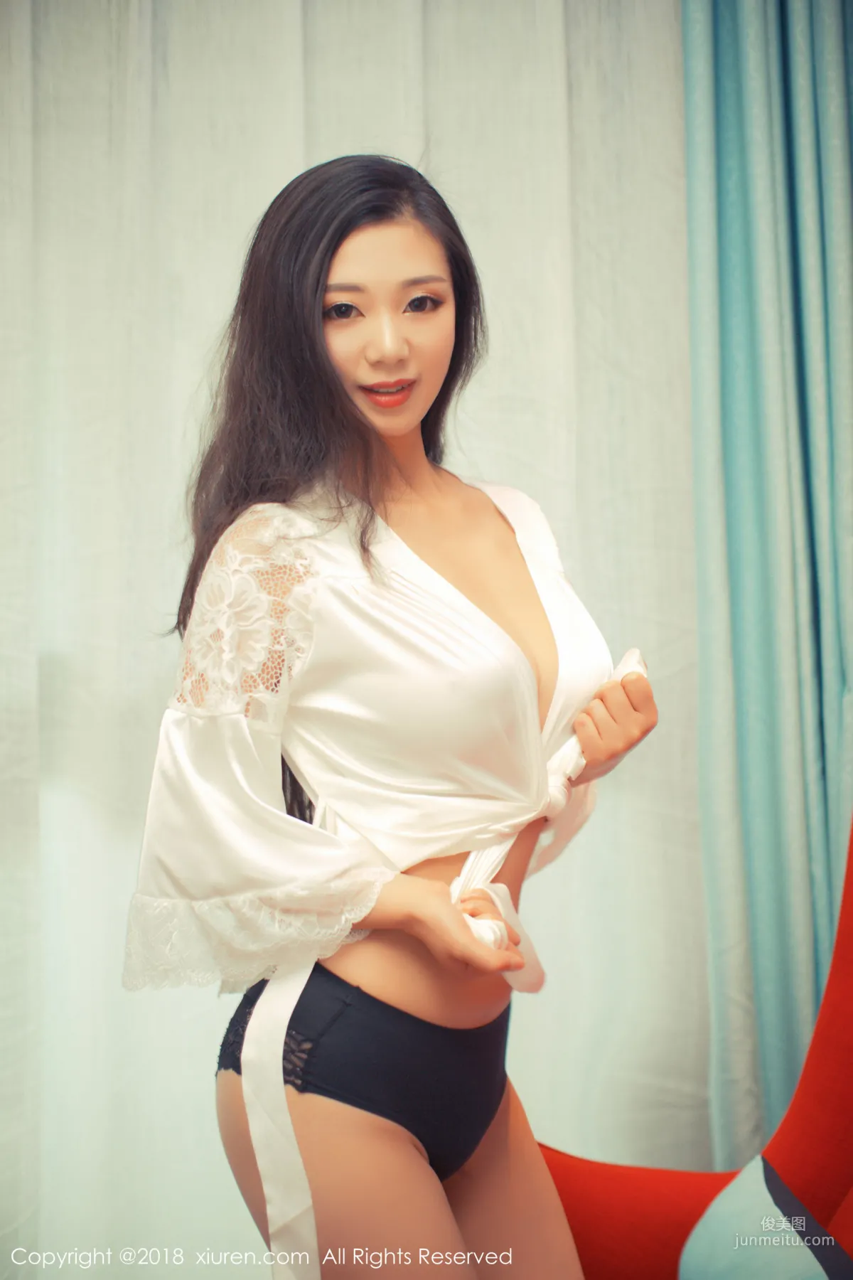 Song-KiKi "Classical Cheongsam + Sexy Lingerie" [XiuRen] No.1007 Photo Set photo 17