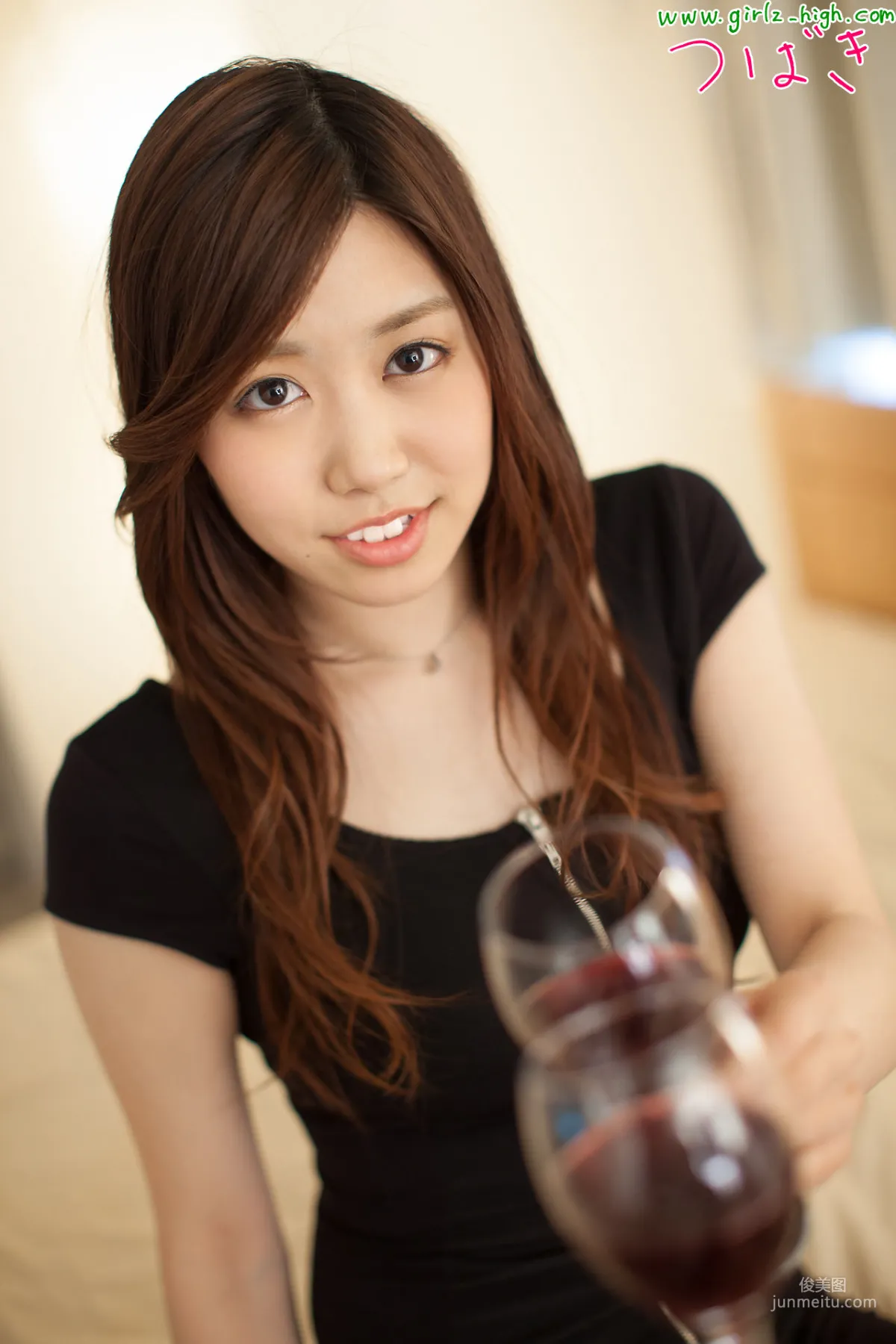 上倉つばき《くすぐったいよ》赤変形ビキニ [Girlz-High] 写真集2
