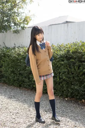 西野花戀《美少女學園》制服展開 [Girlz-High] 寫真集