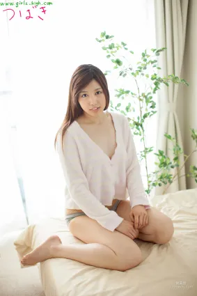 上倉つばき《くすぐったいよ》部屋着 [Girlz-High] 寫真集