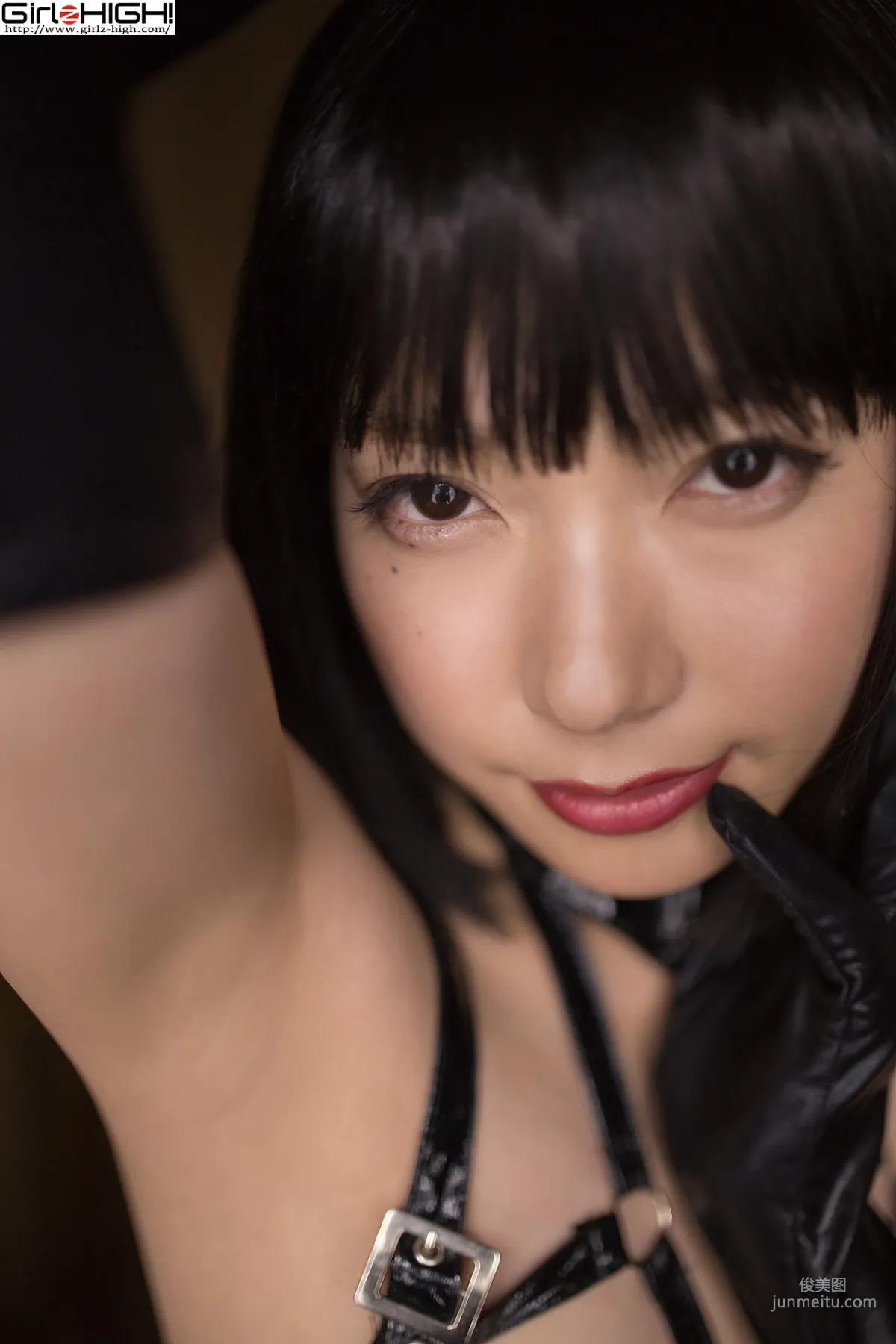 [Girlz-High] Ui Mita - Leather Jacket and Long Boots Training Series - buno_041_003 Photo Set photo 24
