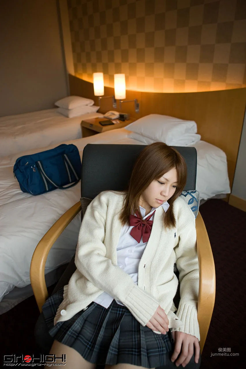 [Girlz-High] Side-B No.051 Natsumi 寫真集 1