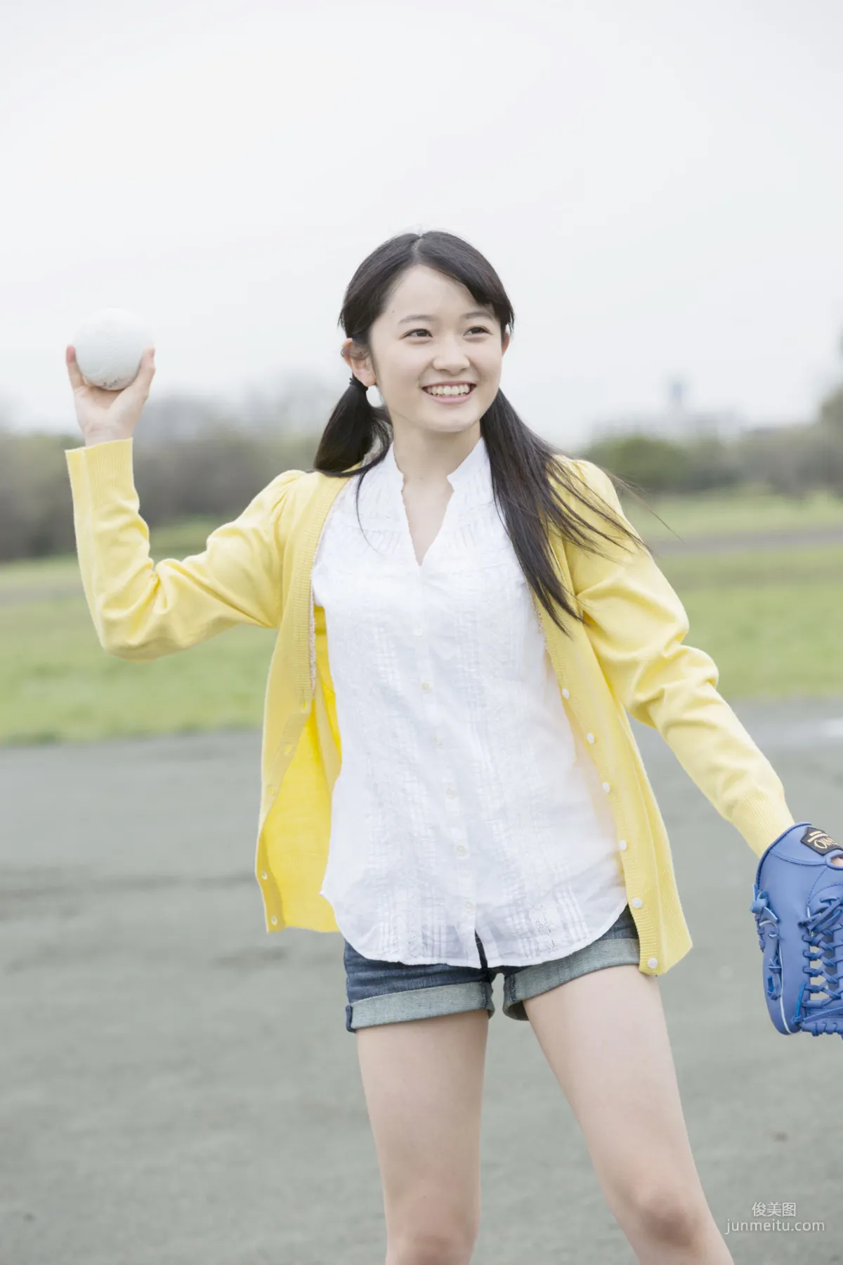 Chisaki Morito [Hello! Project Digital Books] No.165 Photo Set photo 27
