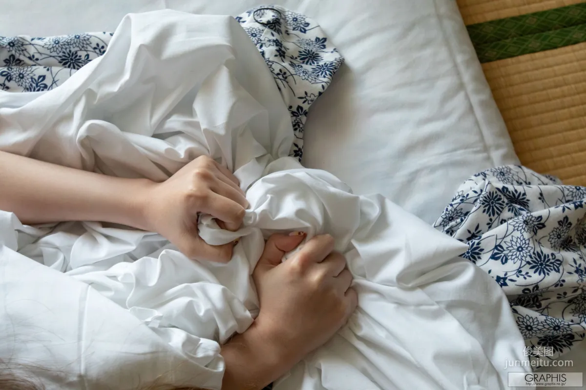 [Graphis] First Gravure First Nude Girl Mia Masuzaka Photo Set photo 52