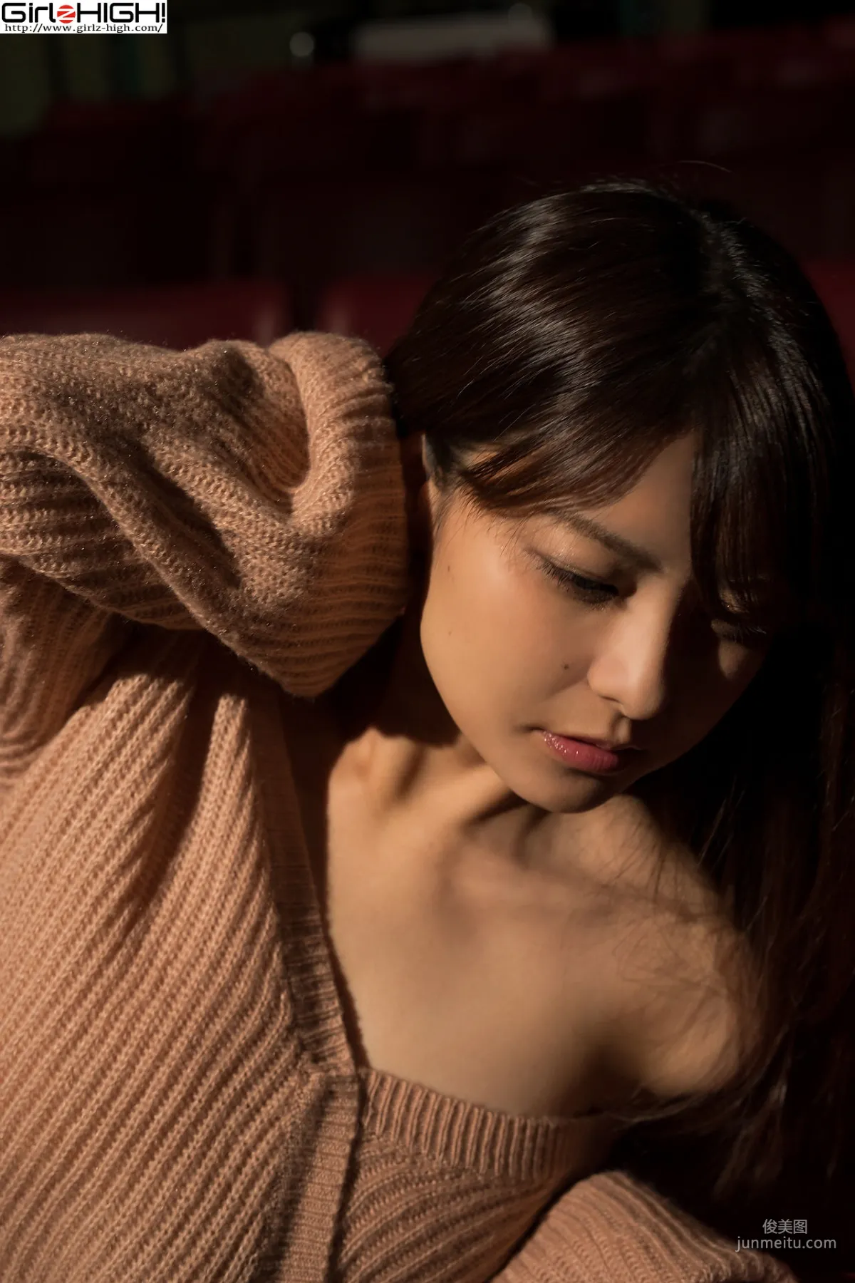 Miri Hanai, Just the Two of Us Class Reunion, Casual Clothes Series [Girlz-High] Photo Set photo 12