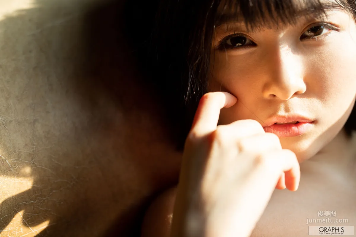 河合あすな《Natural beauty melons!》 [Graphis] Gals 寫真集 52