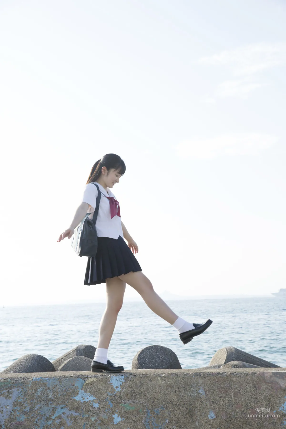 森戸知沙希 Chisaki Morito [Hello! Project Digital Books] No.164 写真集1