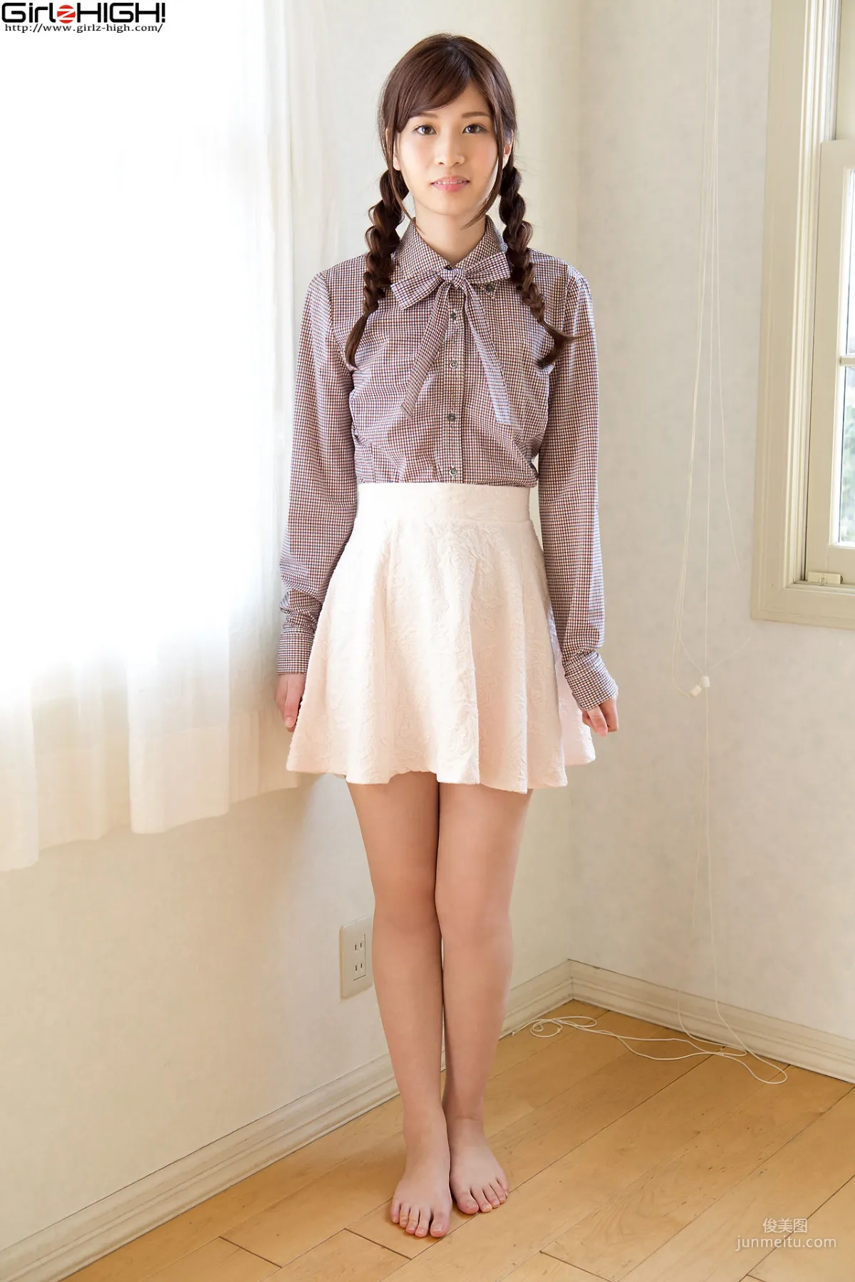 Ria Satou, We Love Butts! Eye Patch Bikini + Casual Clothes [Girlz-High] Photo Set photo 26