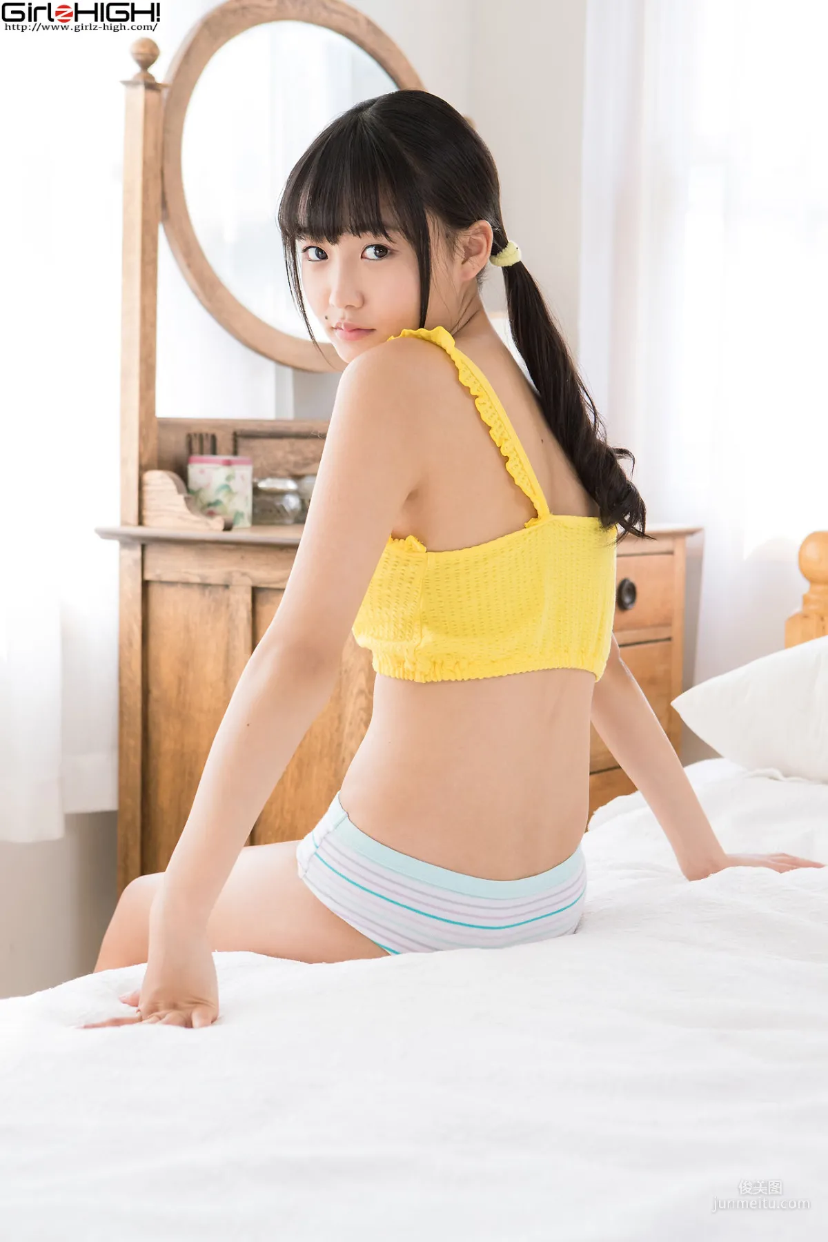 西野花戀《美少女學園》部屋着 [Girlz-High] 寫真集 1